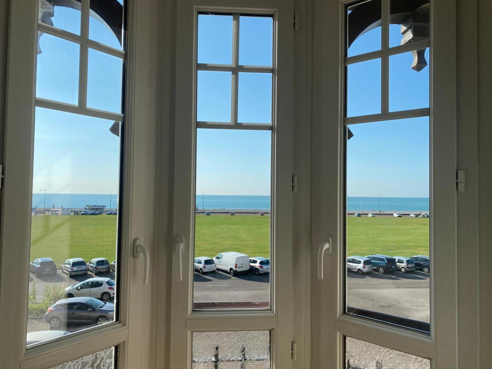 L'Ecume Des Jours Vue Mer ディエップ エクステリア 写真